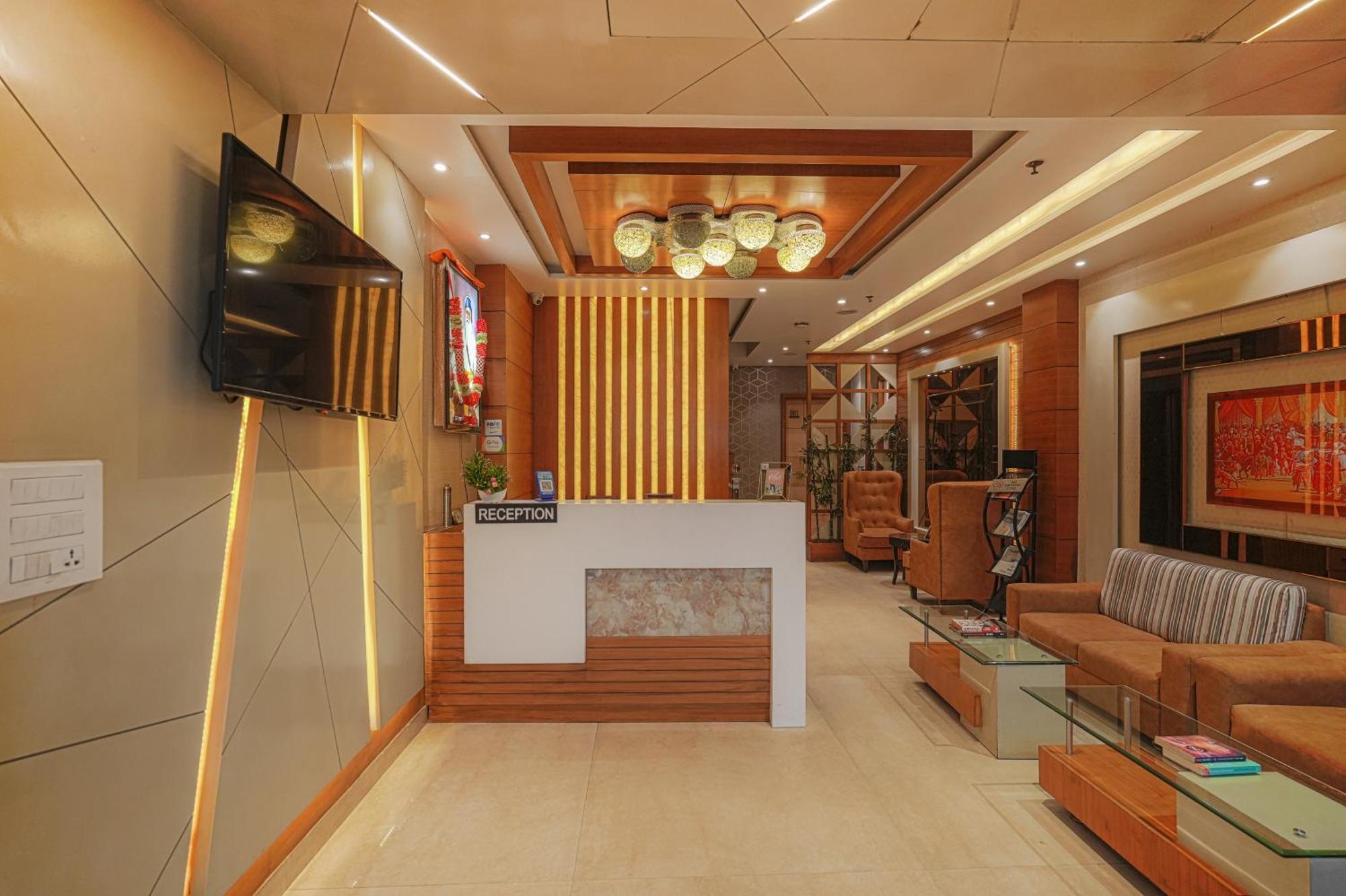 אמריצר Csjs Inn Hotel מראה חיצוני תמונה